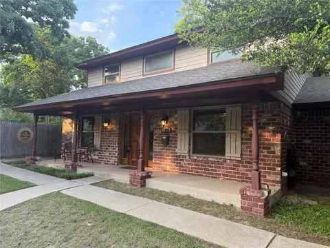 Exterior - 1800 N Rollingridge Ave, Bethany, OK 73008 photo 6 of 12