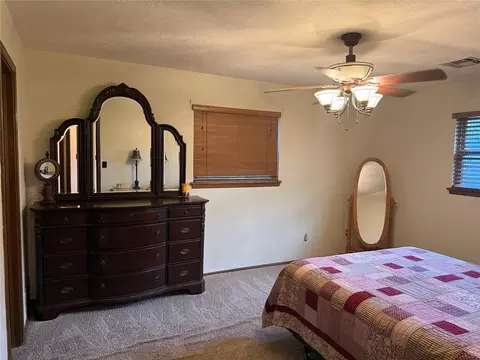 Bedroom - 1800 N Rollingridge Ave, Bethany, OK 73008 photo 2 of 7