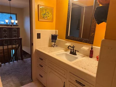 Bath - 1800 N Rollingridge Ave, Bethany, OK 73008 photo 5 of 5