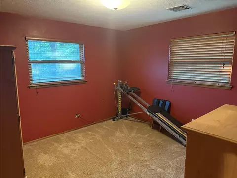 Bedroom - 1800 N Rollingridge Ave, Bethany, OK 73008 photo 6 of 7