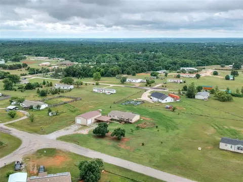 View/Area - 105 Sunset Dr, Mcloud, OK 74851 photo 8 of 10