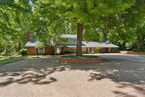 1100 Live Oak Dr, Norman, OK 73072