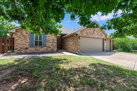 2500 Ozark Trl, Edmond, OK 73003