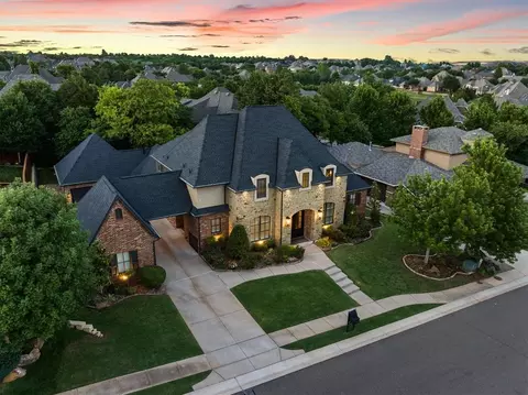 2409 Old Creek Rd, Edmond, OK 73034