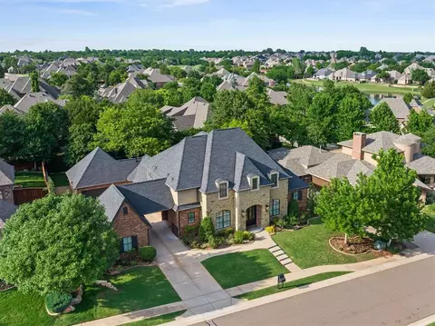 2409 Old Creek Rd, Edmond, OK 73034