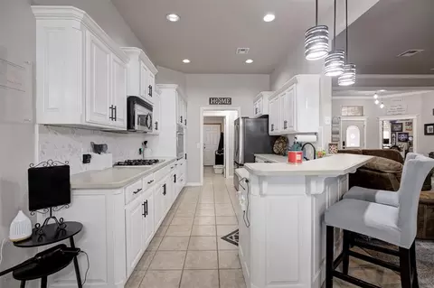 16120 Rim Rd, Edmond, OK 73013