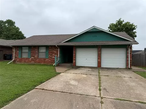 1104 Juno Cir, Edmond, OK 73003