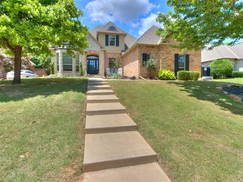 1817 Olde Depot Dr, Edmond, OK 73034
