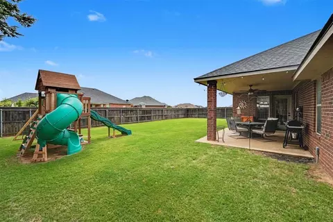 Exterior - 808 Sheryl Ln, Altus, OK 73521 photo 5 of 5
