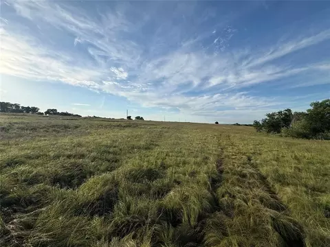 1480 E Rd, Ninnekah, OK 73067