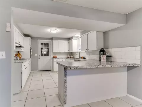 5413 N Warren Ave, Oklahoma City, OK 73112