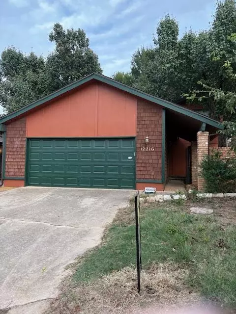 12216 Cork Rd, Oklahoma City, OK 73162