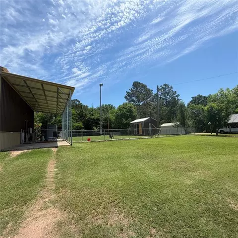 Exterior - 508 Clay St, Broken Bow, OK 74728 photo 7 of 8