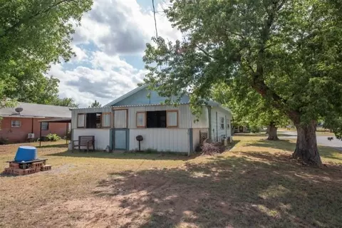 Other - 300 S Cedar Ave, Erick, OK 73645 photo 15 of 17