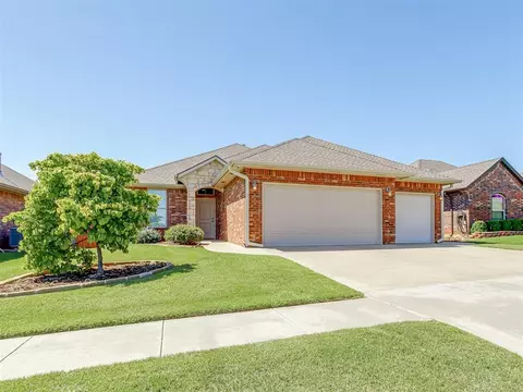 8008 NW 159th St, Edmond, OK 73013