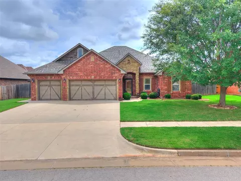 6104 Bentley Dr, Oklahoma City, OK 73169