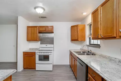 724 Oklahoma St, Morrison, OK 73061 photo 8