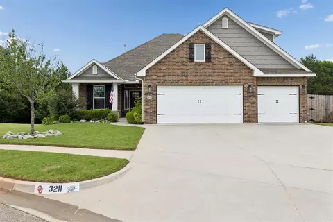 3211 Everton Ct, Norman, OK 73071