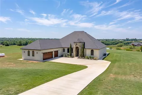 2463 W Lake Way, Blanchard, OK 73010