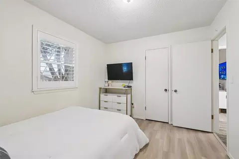 Bedroom - 313 Cherryvale Rd, Edmond, OK 73003 photo 8 of 8