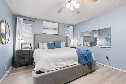 Bedroom - 313 Cherryvale Rd, Edmond, OK 73003 photo 3 of 8