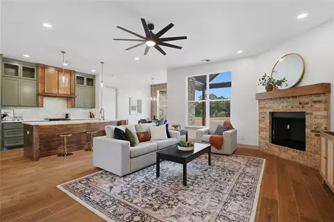 1240 Twin Oaks Dr, Blanchard, OK 73010