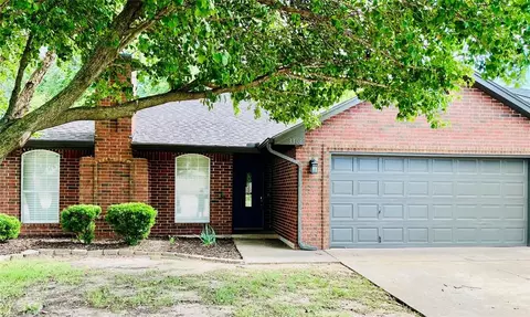 3308 Remington Ct, Norman, OK 73072