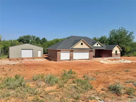 1988 Twin Spires Trl, Blanchard, OK 73010