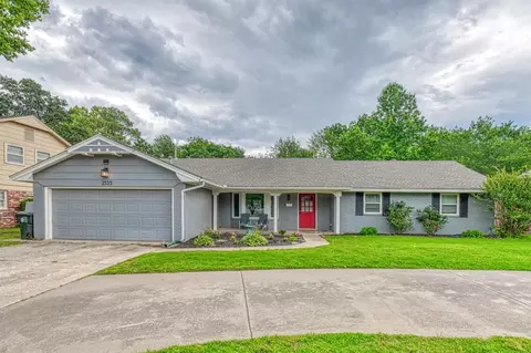 2533 Hollywood Ave, Norman, OK 73072