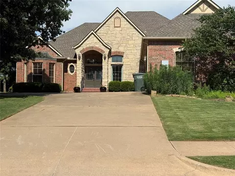 2406 Cheval Pointe Dr, Edmond, OK 73034