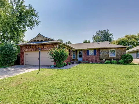 10216 Lyndon Rd, Oklahoma City, OK 73120