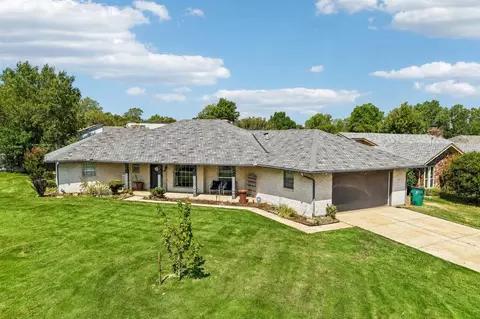 11801 Bevenshire Rd, Oklahoma City, OK 73162