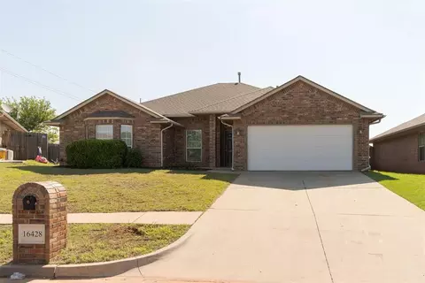 16428 Village Common Dr, Edmond, OK 73013