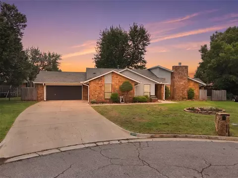 7924 Maehs Ln, Oklahoma City, OK 73162
