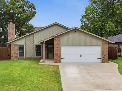 1840 Greenway Ave, Yukon, OK 73099