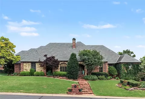 800 Shadow Wood Dr, Edmond, OK 73034