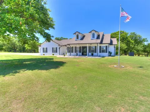 Exterior - 17656 Deer Trl, Mcloud, OK 74851 photo 2 of 12