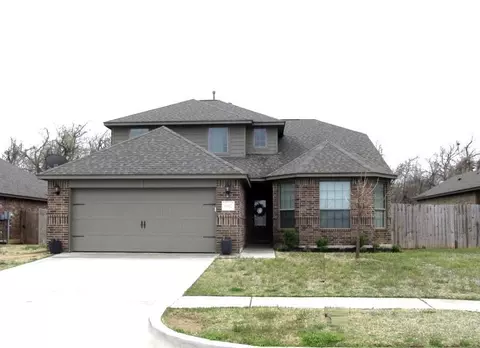 10812 SW 33rd, Yukon, OK 73099