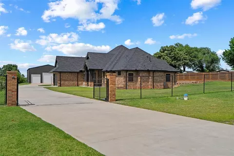 12405 SE 15th St, Choctaw, OK 73020
