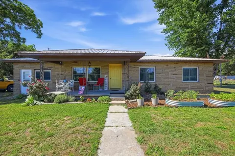 424417 Texanna Rd, Eufaula, OK 74432