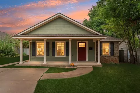 Exterior - 313 E Clegern Ave, Edmond, OK 73034 photo 2 of 6