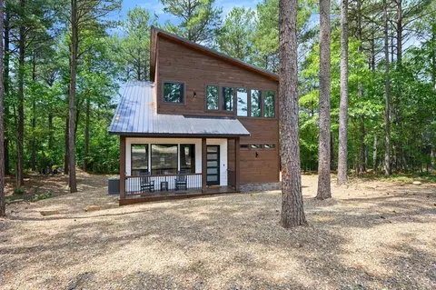 160 Bombardier Ln, Broken Bow, OK 74728