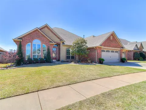 8512 NW 124 St, Oklahoma City, OK 73142