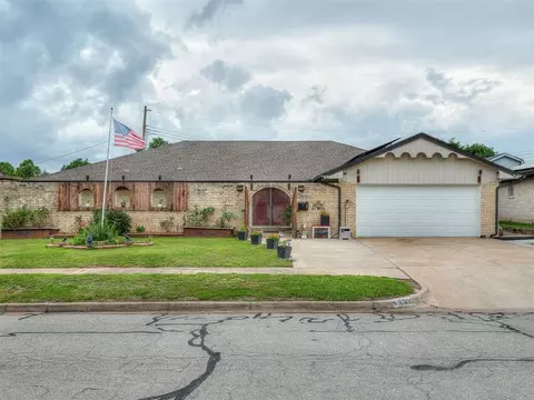 8505 S Country Club Dr, Oklahoma City, OK 73159