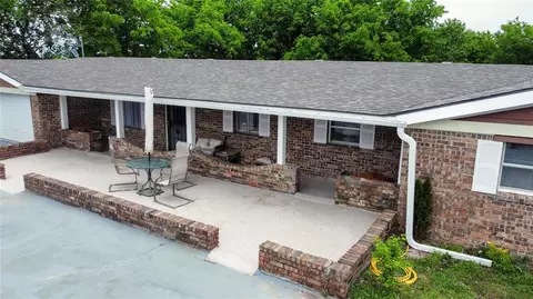 104102 N 48 Hwy, Okemah, OK 74859