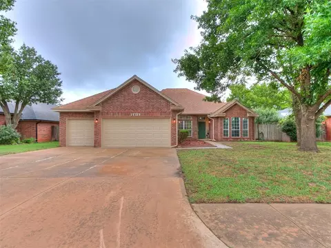 2813 Jaclyns Trl, Edmond, OK 73012