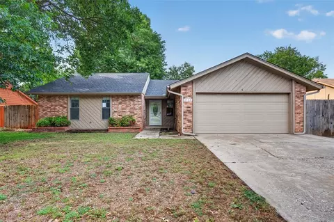1713 Morren Dr, Norman, OK 73071