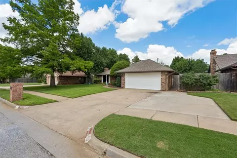 Exterior - 13100 Red Eagle Pass, Edmond, OK 73013 photo 3 of 5