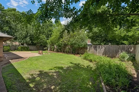 Exterior - 13100 Red Eagle Pass, Edmond, OK 73013 photo 5 of 5