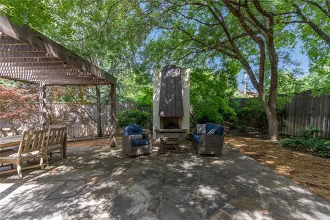 Exterior - 2015 Summit Cir, Norman, OK 73072 photo 5 of 6